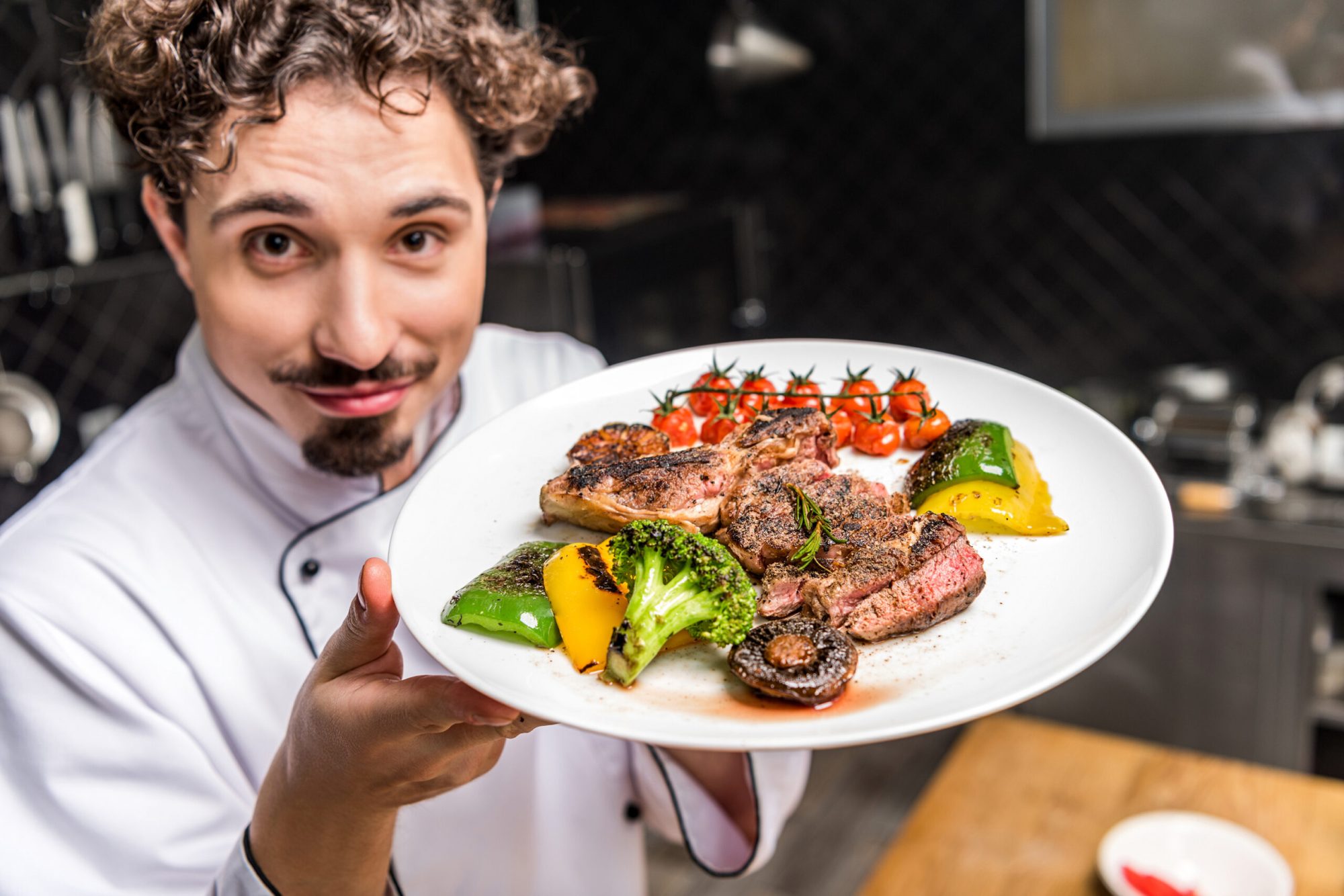Great restaurant choices in the Smoky Mountains areas of Sevierville, Pigeon Forge, and Gatlinburg, Tennessee. Great restaurant choices in the Smoky Mountains areas of Sevierville, Pigeon Forge, and Gatlinburg, Tennessee.