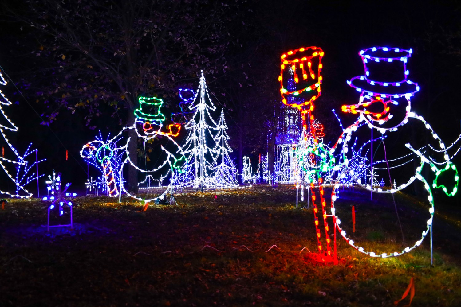 Winterfest lights displays in Gatlinburg, Pigeon Forge, Sevierville, at the foothills of the Grreat Smoky Mountains National Park.