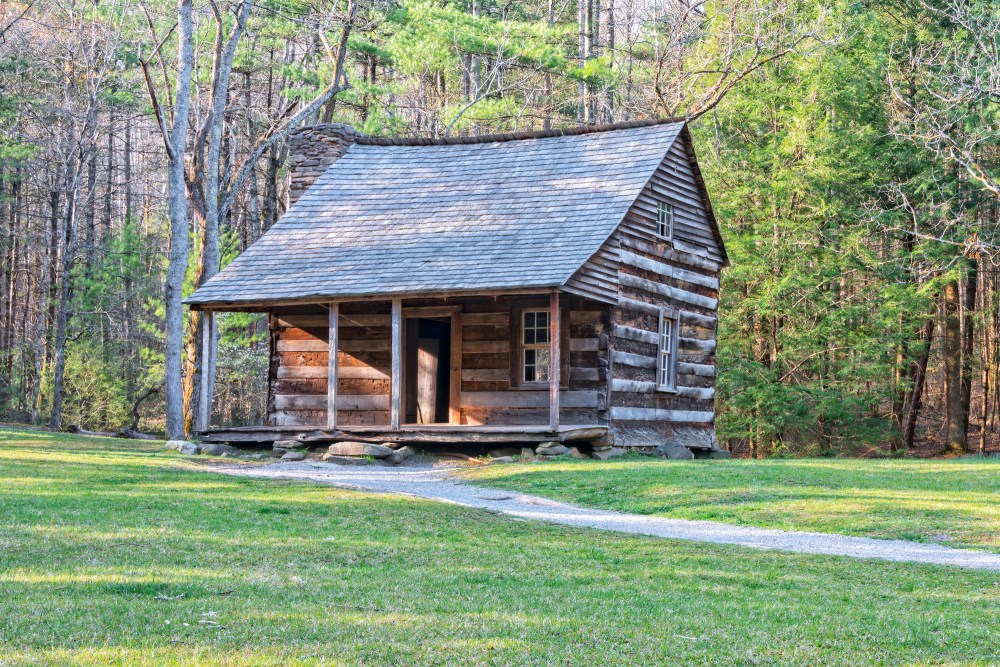 Carter Shields Cabin in Cades Cove, Great Smoky Mountains